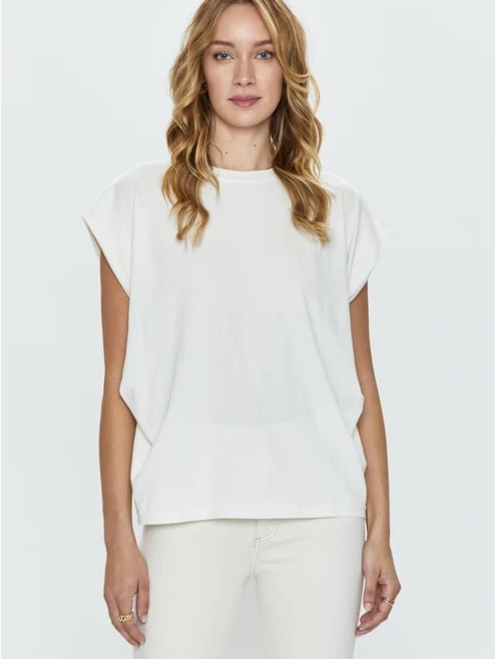 Pistola Trina Muscle Tee